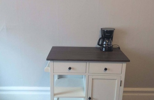 Roseburg Apartment | Chic 1-bedroom apartment in delightful Roseburg with WiFi