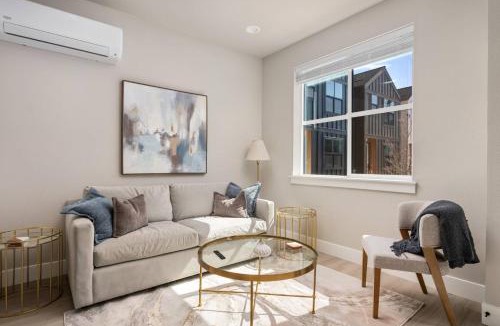 Tigard House | Chiquita Bonita