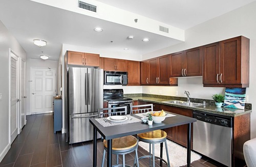 East Village Condo | City Suite High-rise Views Parking Private Balcony