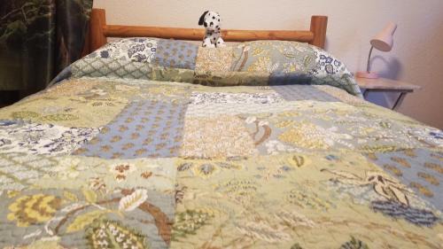 Clallam Bay House | Clallam Bay HideFarAway 2 Bedrooms Queen and Full