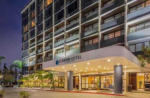 Anaheim Resort Hotel | Clarion Hotel Anaheim Resort