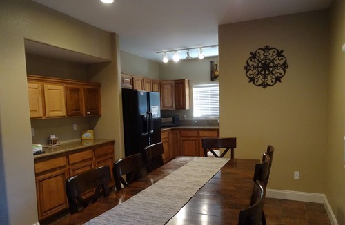 Mesquite Condo | CLEAN & QUIET LUXURY CONDO FOR THOSE WANTING TO ESCAPE FROM WINTER, FREE WIFI