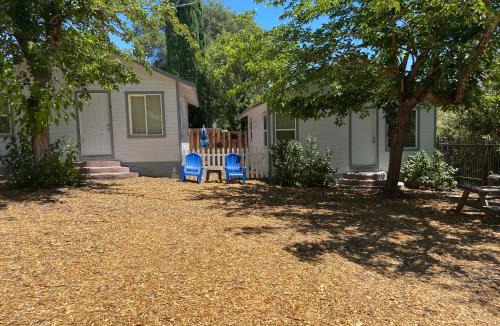 Clearlake Park Resort | Clearlake Cabins & Boat Parking
