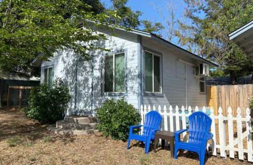 Clearlake Park Resort | Clearlake Cabins & Boat Parking