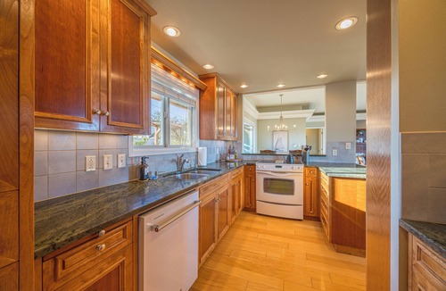 Port Angeles East House | Cliffside Rest, w/Oceanfront Views near Olympic National Park + Hot tub