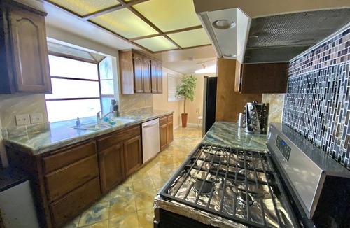 Southwest Anaheim House | CLOSE TO DISNEYLAND & CONVENTION CENTER