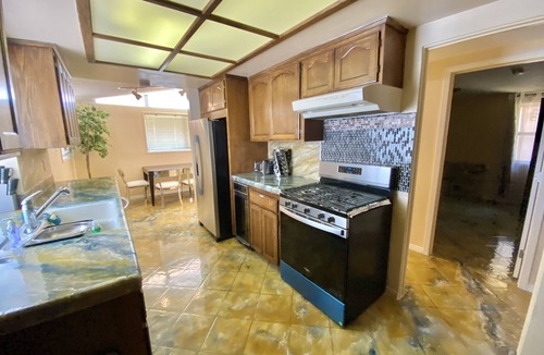Southwest Anaheim House | CLOSE TO DISNEYLAND & CONVENTION CENTER