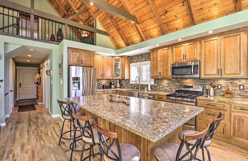 Truckee House | Close to Donner Lake & Skiing: Truckee Getaway