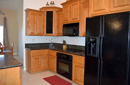 Pahrump House | Close to Hwy 160, about 20 seconds. Close to fine dining, large house with