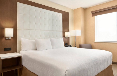 Anaheim Resort Resort | Club Wyndham Anaheim - 2 Bedroom