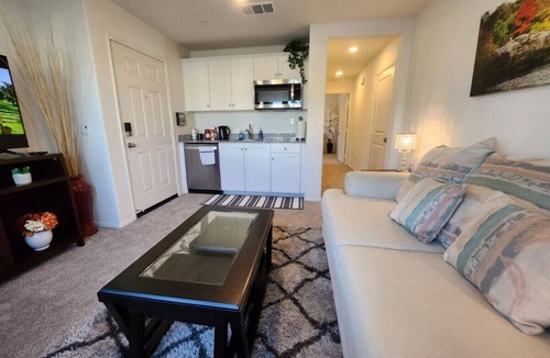 Coachella House | Coachella Getaway - Casita Only, Walk To Festivals