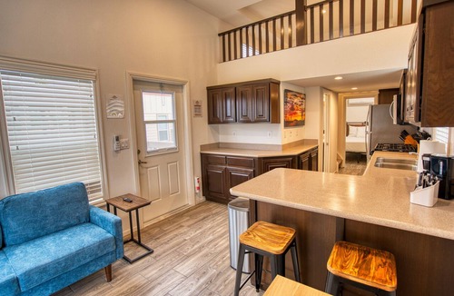 Coachella RV Rental | Coachella Lakes RV Resort