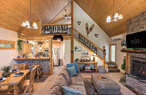 Hyak House | Coal Creek Cabin