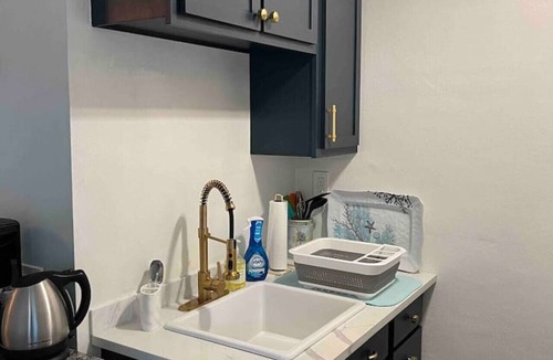 Coos Bay Apartment | Coastal Botanical Suite