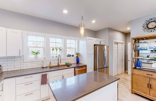 Newport House | Coastal gem near the beach with spacious layout - walk to dining & shops