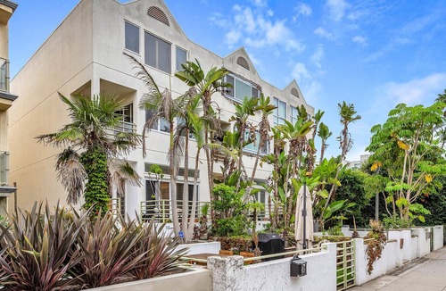 Marina Peninsula House | Coastal Luxury Stay in Marina del Rey