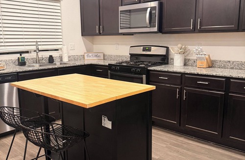 Reno House | Comfort & Convenience in a Quiet Reno Neighborhood