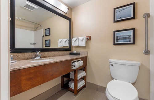 Pacific Hotel | Comfort Inn Arcata - Humboldt Area