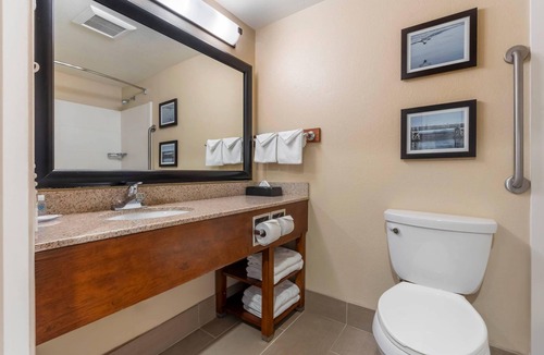 Pacific Hotel | Comfort Inn Arcata - Humboldt Area