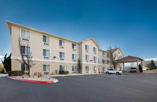 Reno Hotel | Comfort Inn & Suites Airport Convention Center