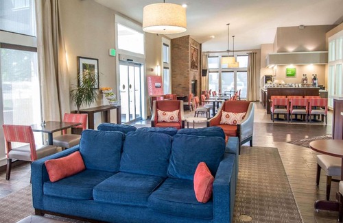 Spokane Valley Hotel | Comfort Inn & Suites Spokane Valley Central