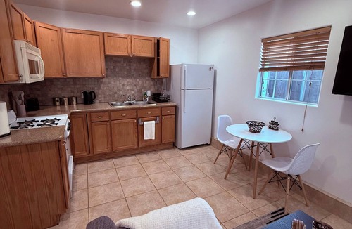 Sherman Oaks Apartment | Comfort Studio Near 101/405
