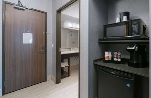Tri-Cities Hotel | Comfort Suites Kennewick at Southridge