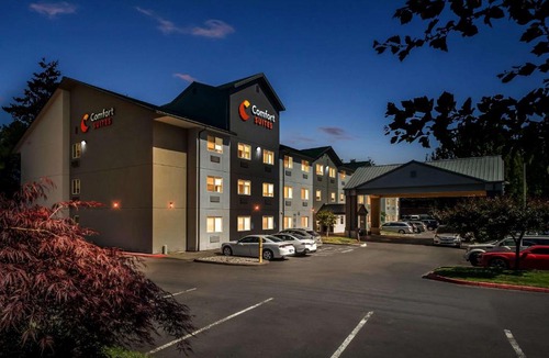 Parkrose Hotel | Comfort Suites Portland Airport
