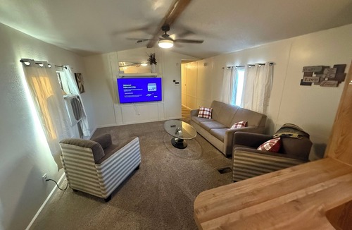 Winslow House | Comfortable 3-Bedroom Home for Traveling Workers