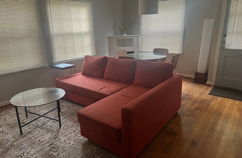Creston - Kenilworth Apartment | Comfortable and quiet one bedroom side by side apartment