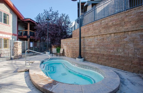 Bear Hollow Village Condo | Comfortable Luxury Ski Condo in Bear Hollow