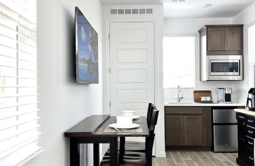 Las Vegas Apartment | Comfy house in suite perfect for business travel