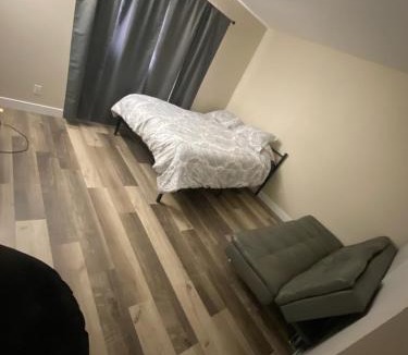 Downtown Las Vegas Apartment | condo in downtown free parking 4 mins frm Freemont