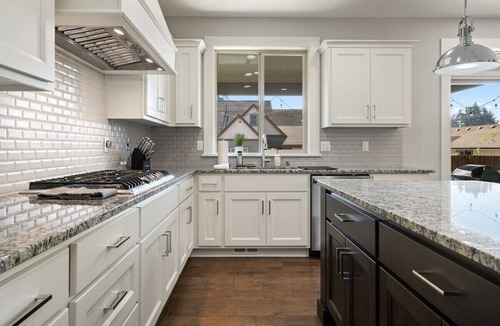 Salmon Creek House | Convenient Family Stay Close to Everything!