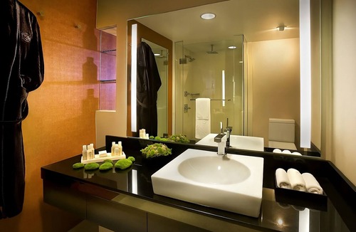 Gaslamp Quarter Hotel | Convenient Location! 3 Large Units Close to SeaWorld and San Diego Zoo!