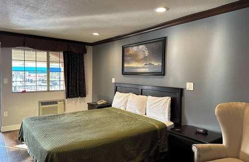 Corona Hotel | Corona Inn