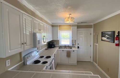 Kill Devil Hills Cottage | Cottage Close To Beach and abuts the Wright Brother Memorial