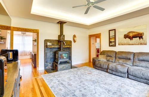 Los Molinos House | Country Comfort! Spacious Family Home By Red Bluff