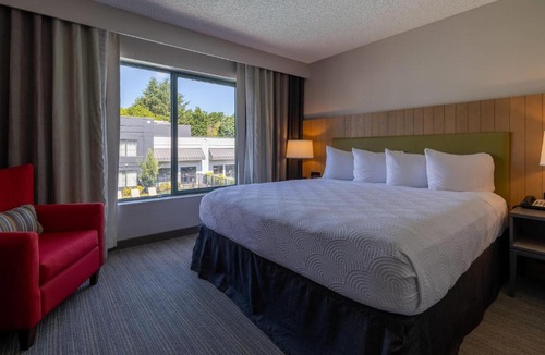Bothell Hotel | Country Inn & Suites by Radisson, Seattle-Bothell, WA