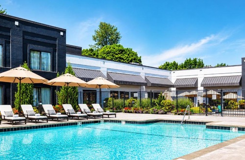 Bothell Hotel | Country Inn & Suites by Radisson, Seattle-Bothell, WA