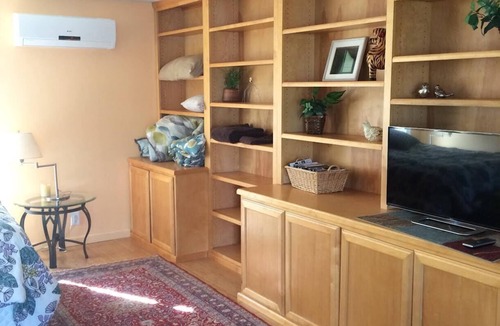 Ashland Apartment | Country Setting, five minute drive to Ashland close to Emigrant Lake