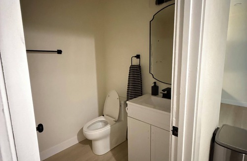 Sunrise Manor Villa | Cozy 1 bedroom 1 bath escape with stunning city views