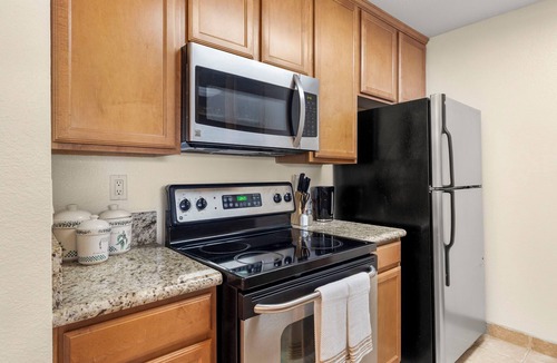 University City Apartment | Cozy 1-bedroom apartment in enchanting La Jolla/San Diego with AC