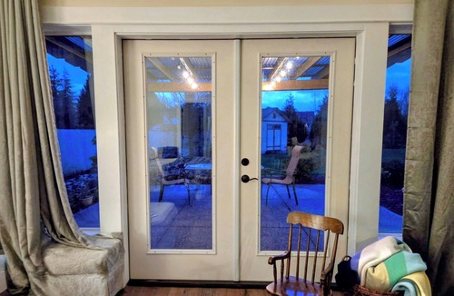Meadow Glade Apartment | Cozy 1-bedroom cottage with private entrance in charming Battle Ground
