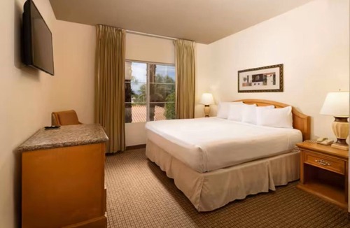 Spring Valley Resort | Cozy 1-bedroom resort in brilliant Las Vegas with AC-Sun Club