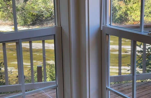 Washougal Cabin | Cozy 1-bedroom riverfront cabin on the upper Washougal River