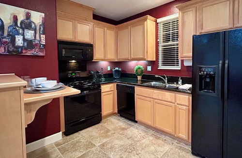 Yountville Apartment | Cozy 1-bedroom studio above detached garage in serene Yountville