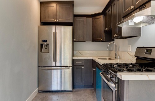 Studio City Apartment | Cozy 1 Bedroom Tarantino Unit