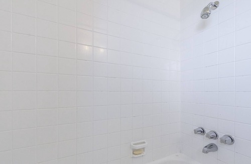Bay Park Apartment | Cozy 1BR 15min to Mission Beach SeaWorld Pool+Gym