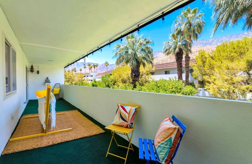 Canyon View Estates Condo | Cozy 2-bedroom condo in South Palm Springs